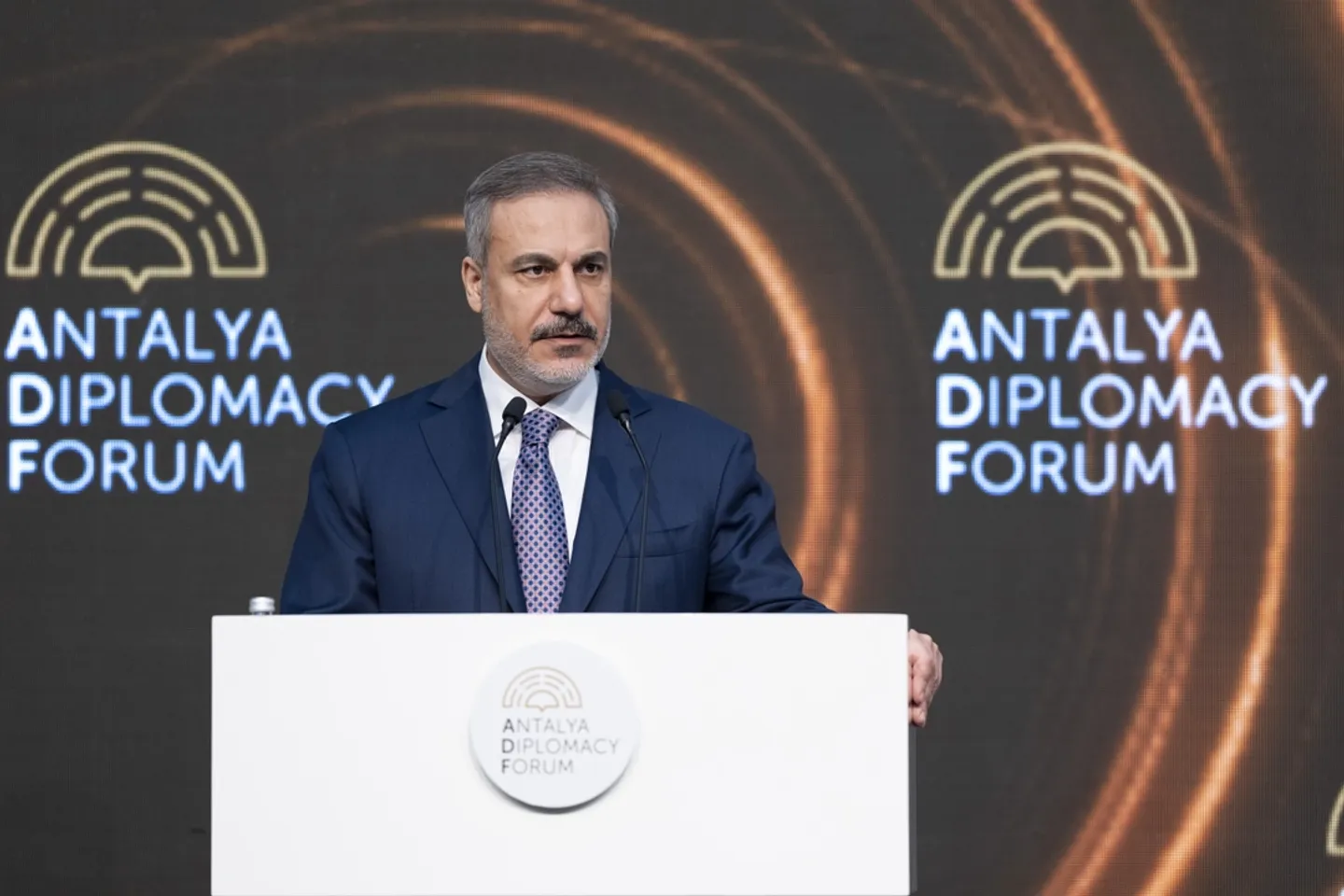 رهبران جهان برای شرکت در مجمع دیپلماسی آنتالیا گرد هم می‌آیند