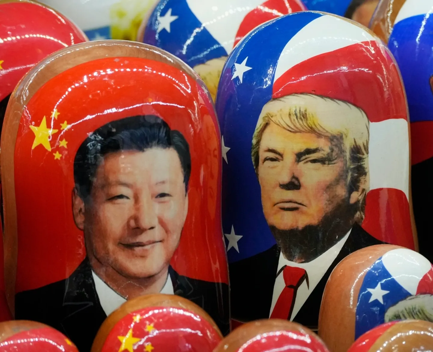 Trump frena aranceles masivos por 90 días, pero excluye a China y escala guerra comercial