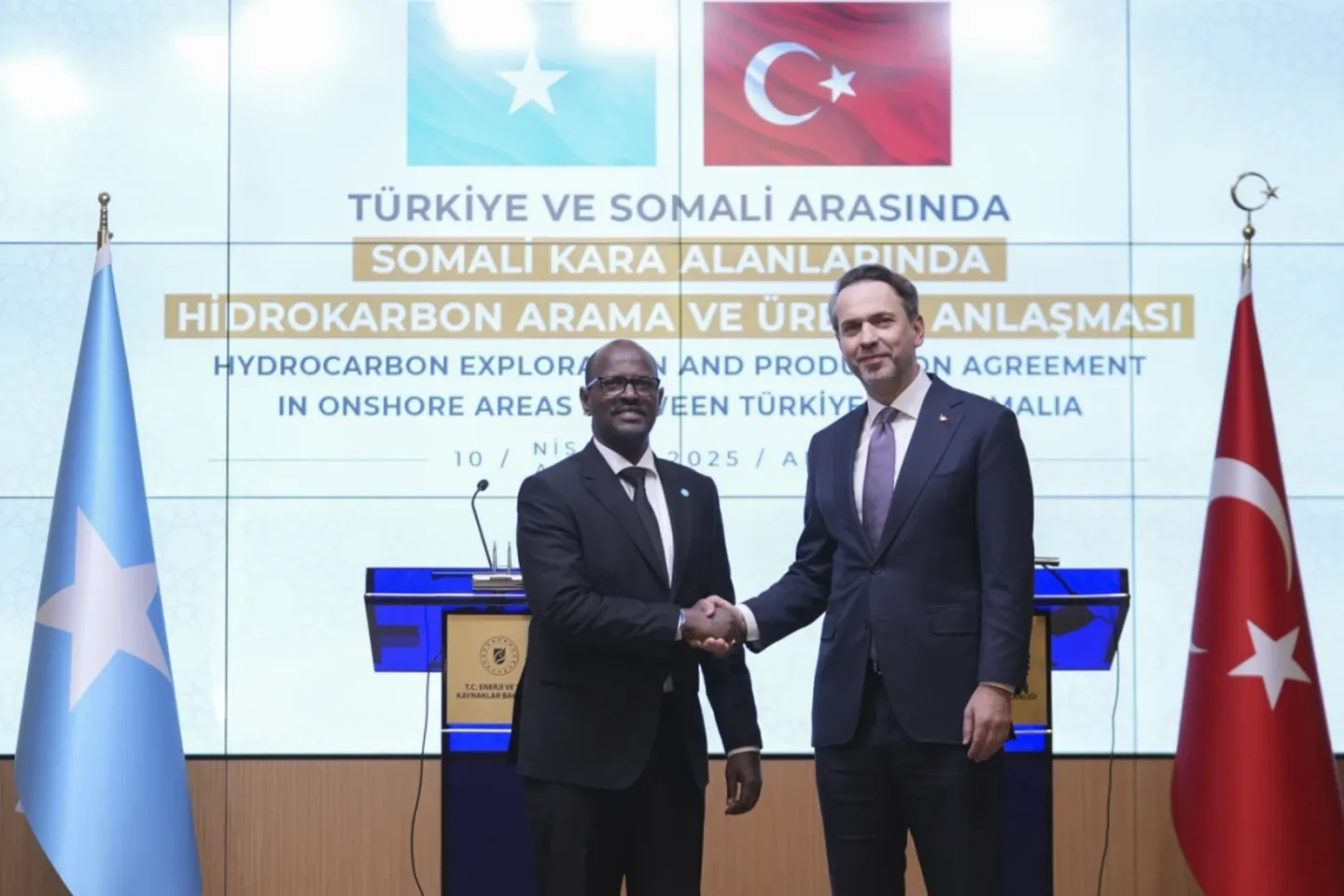 Turkiyya da Somaliya sun saka hannu kan yarjejeniyar binciken fetur da iskar gas