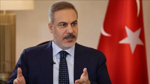 Ministro Fidan: "A Türkiye não quer conflito com nenhum país na Síria"