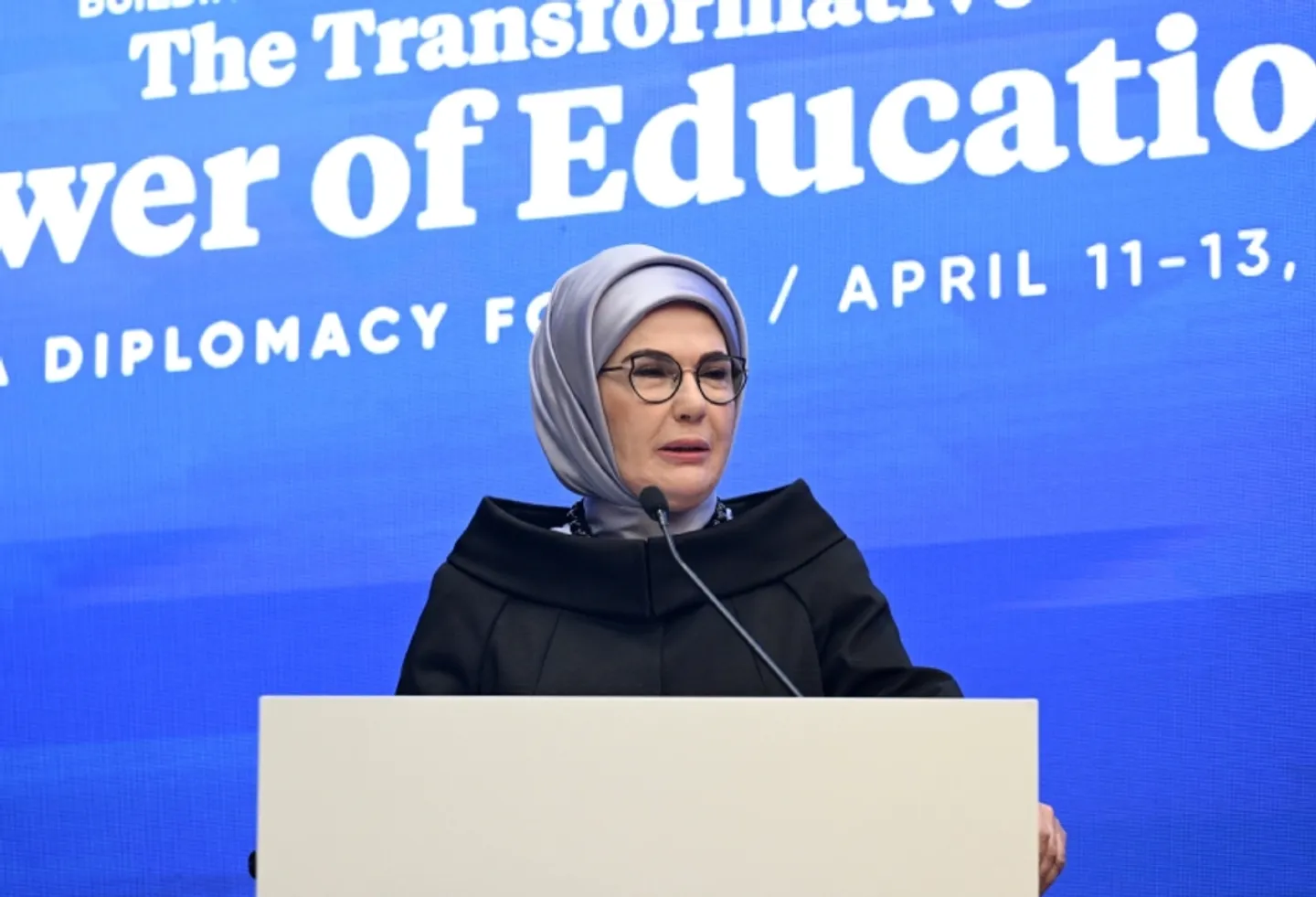 Turkish First Lady calls for peace to become 'prevailing force'