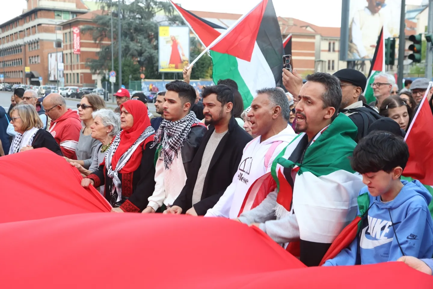 مظاهرات عالمية حاشدة تندد بالإبادة الجماعية في غزة وتطالب بوقف الحرب ومحاسبة إسرائيل