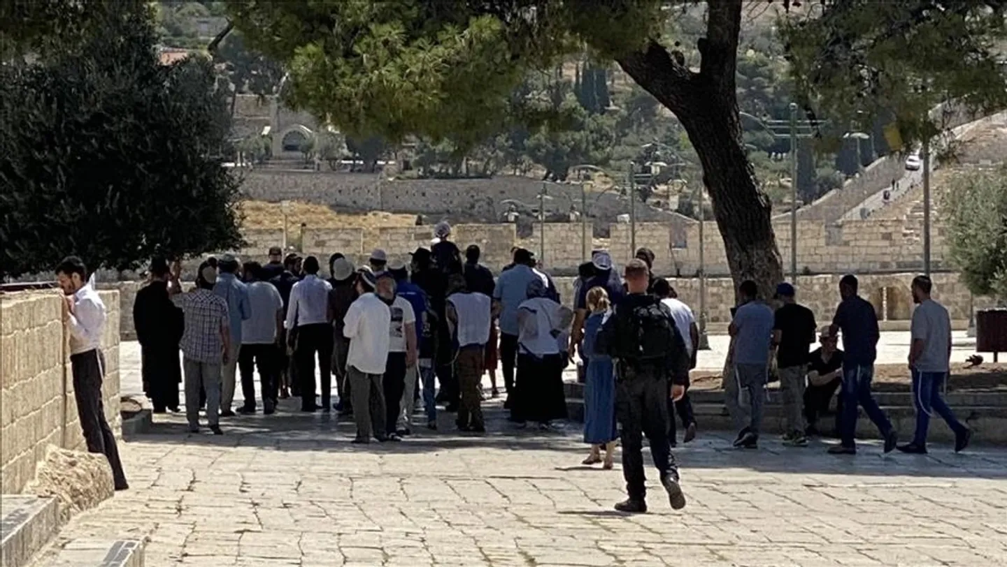 Kolonët e paligjshëm izraelitë sulmuan xhaminë Al-Aksa për të shënuar Pashkët Hebreje