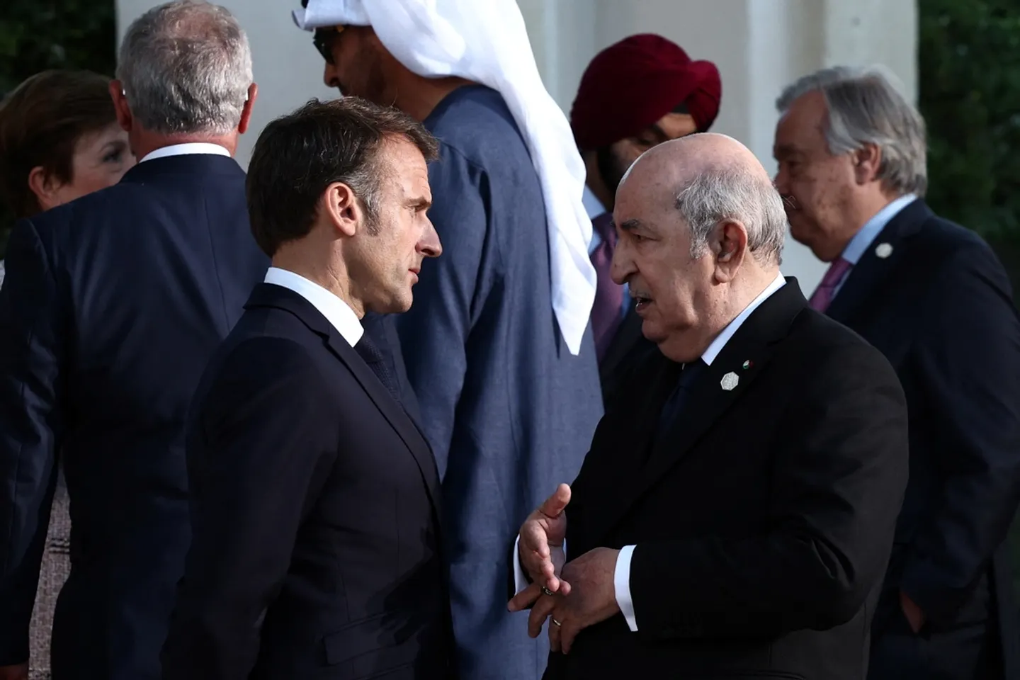 Algeria 'orders' 12 French officials to leave country in 48 hours