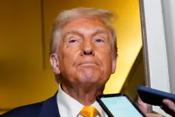 Donald Tramp heç kimin tariflərdən azad olmayacağını söylədi