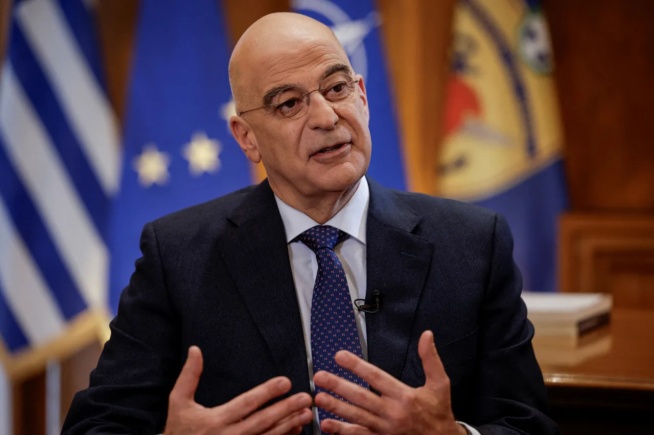 ग्रीक रक्षा मंत्री ने ग्रीस, ब्रिटेन और भारत के बीच त्रिपक्षीय नौसैनिक सहयोग का प्रस्ताव रखा