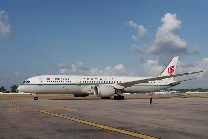 China grants visa-free entry to five Latin American nations
