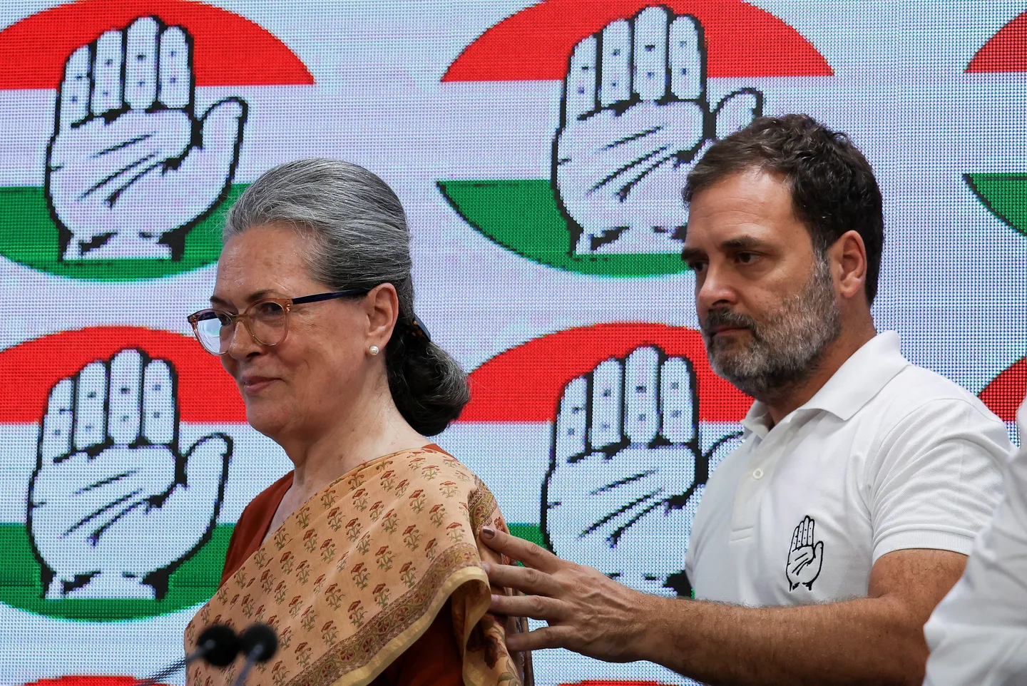 भारत के मुख्य विपक्षी दल ने गाजा कब्जे और पश्चिमी तट पर अवैध बस्तियों के इजरायल के कदम की निंदा की