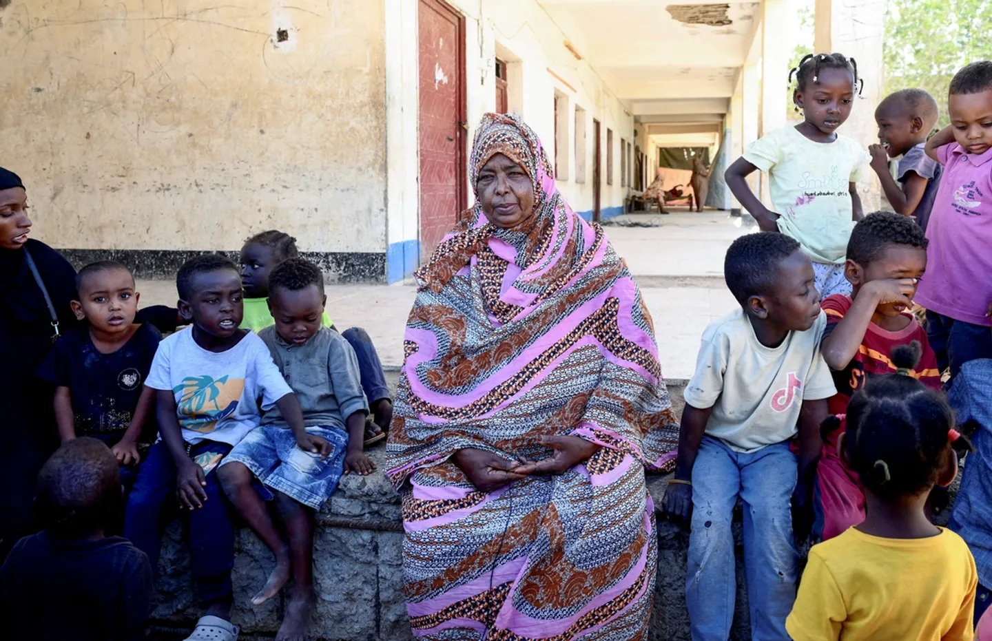 Mass displacement in Darfur as Sudan's paramilitaries take over Zamzam camp