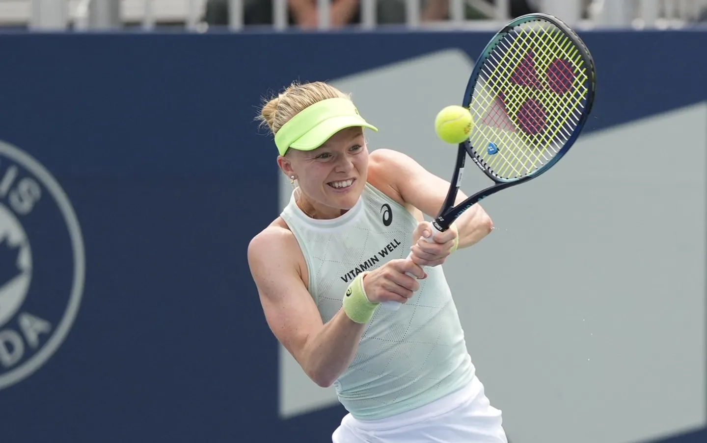 British tennis player apologises for saying opponent 'smells really bad' during match