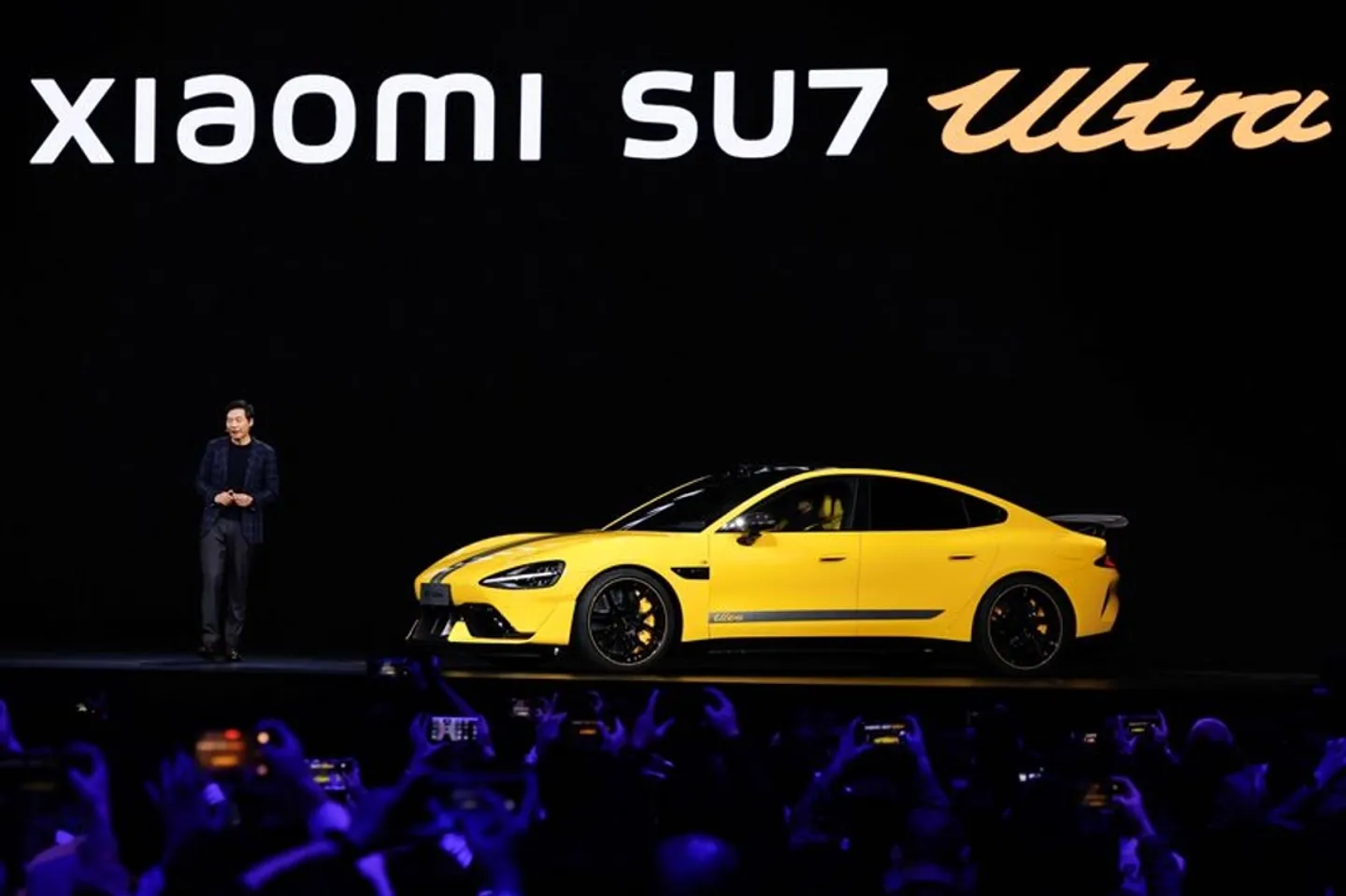China bans ads for vehicles with 'smart' or 'autonomous' driving