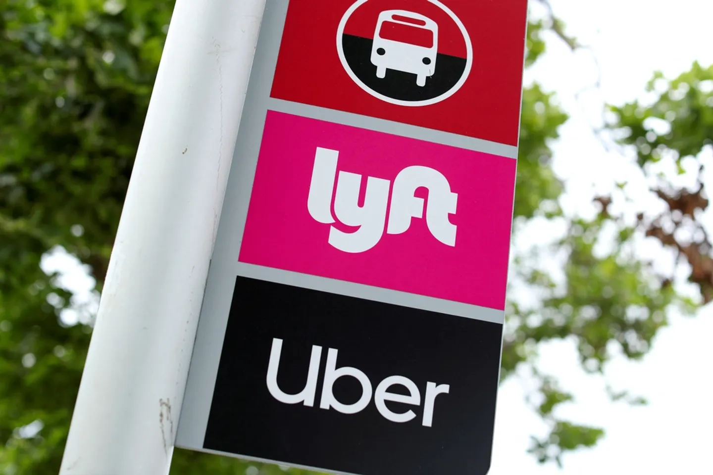 BMW und Mercedes verkaufen Mobilitäts-App Freenow an Lyft