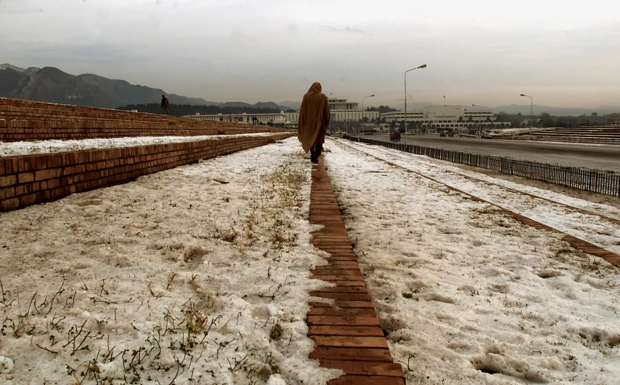 Pokiston ekstremal ob-havo sharoitlariga tayyorlanmoqda