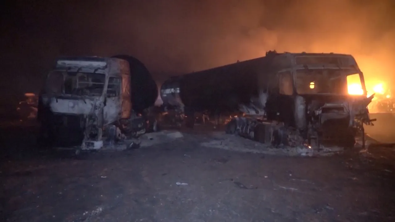 حملات هوایی آمریکا به بندر نفتی رأس عیسی در یمن ۳۸ کشته برجای گذاشت