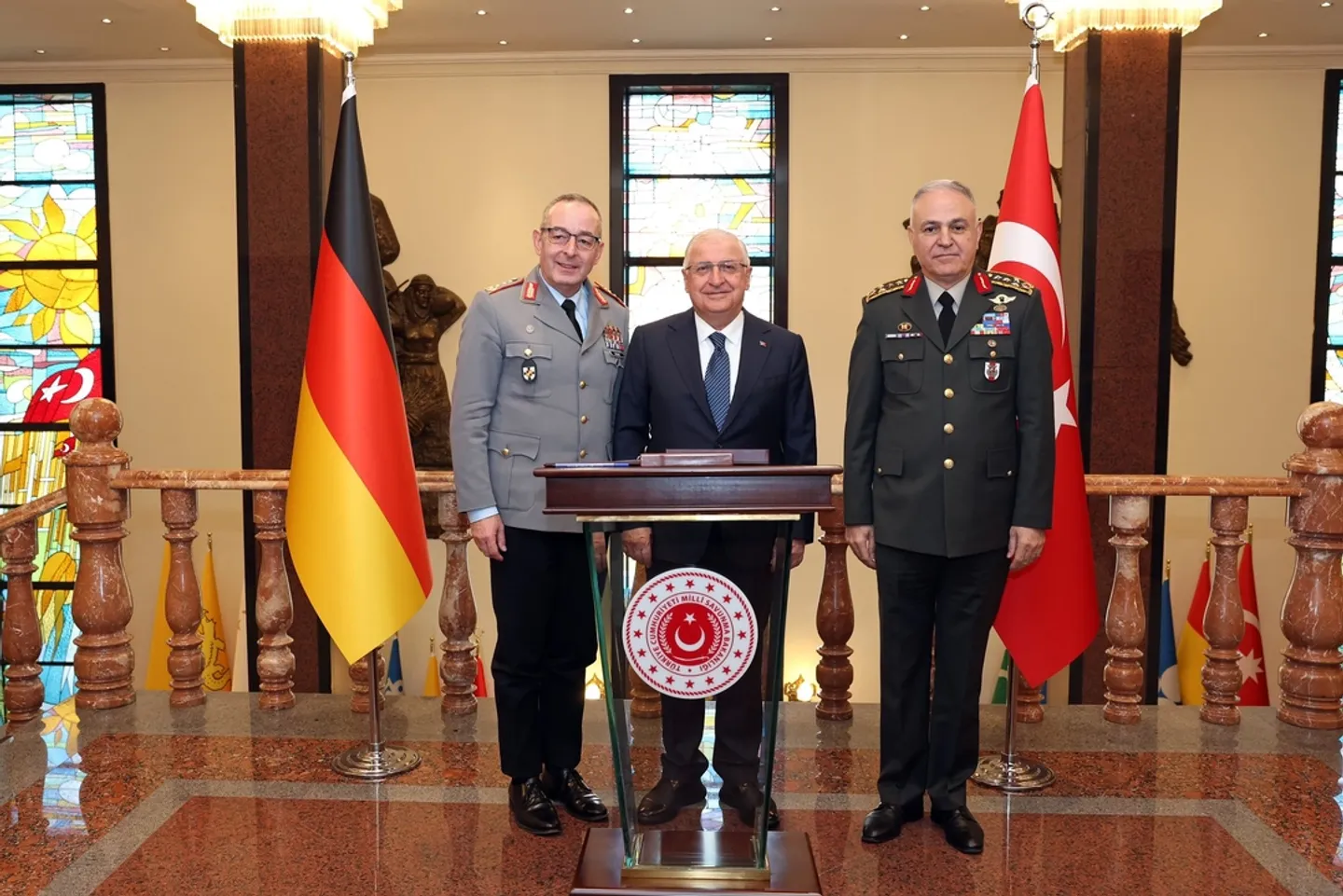 Türkischer Verteidigungsminister empfängt Generalinspekteur der Bundeswehr