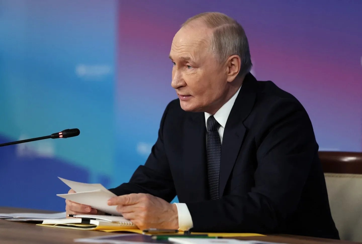 Путин объявил пасхальное перемирие