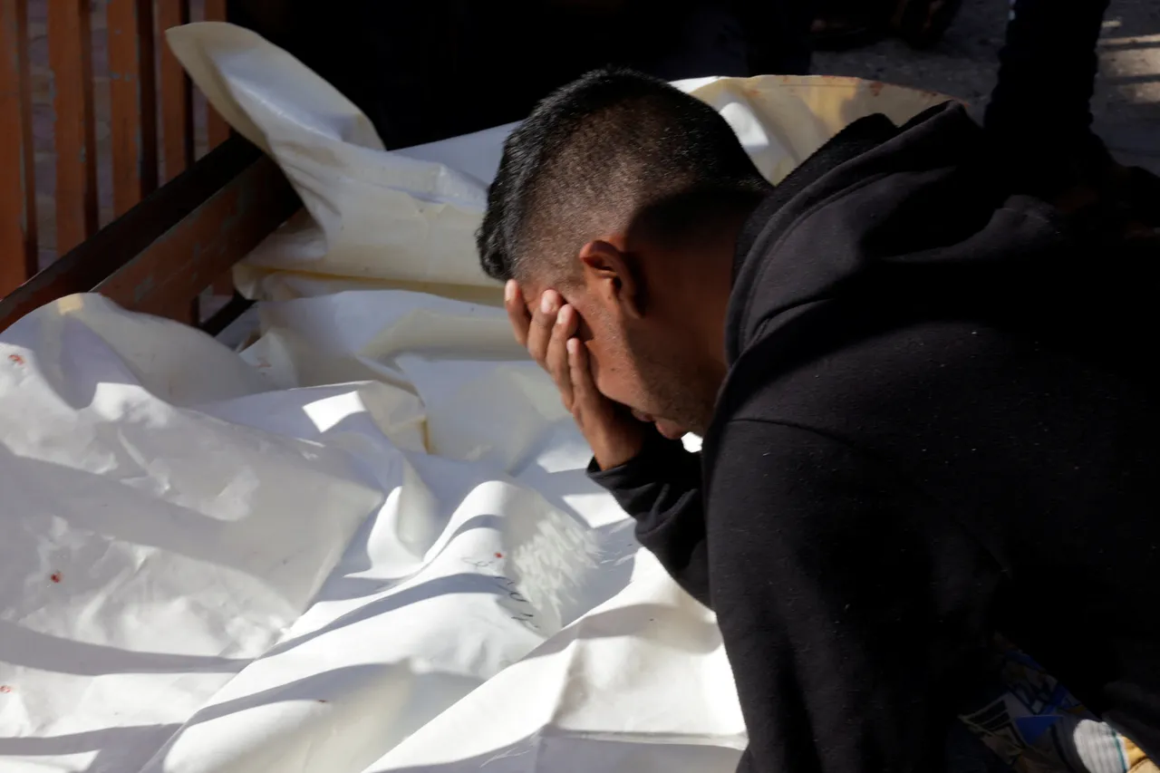 ادامه حملات اسرائیل به چادرهای آوارگان؛ ۷ نفر دیگر جان باختند