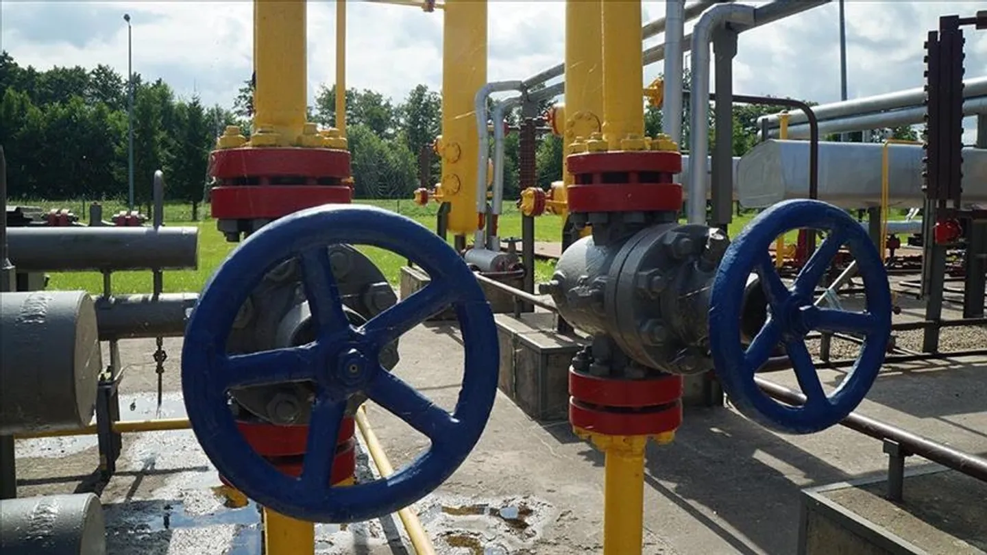 Сијарто најави дека Унгарија и Србија ќе градат нов нафтовод до 2028 година