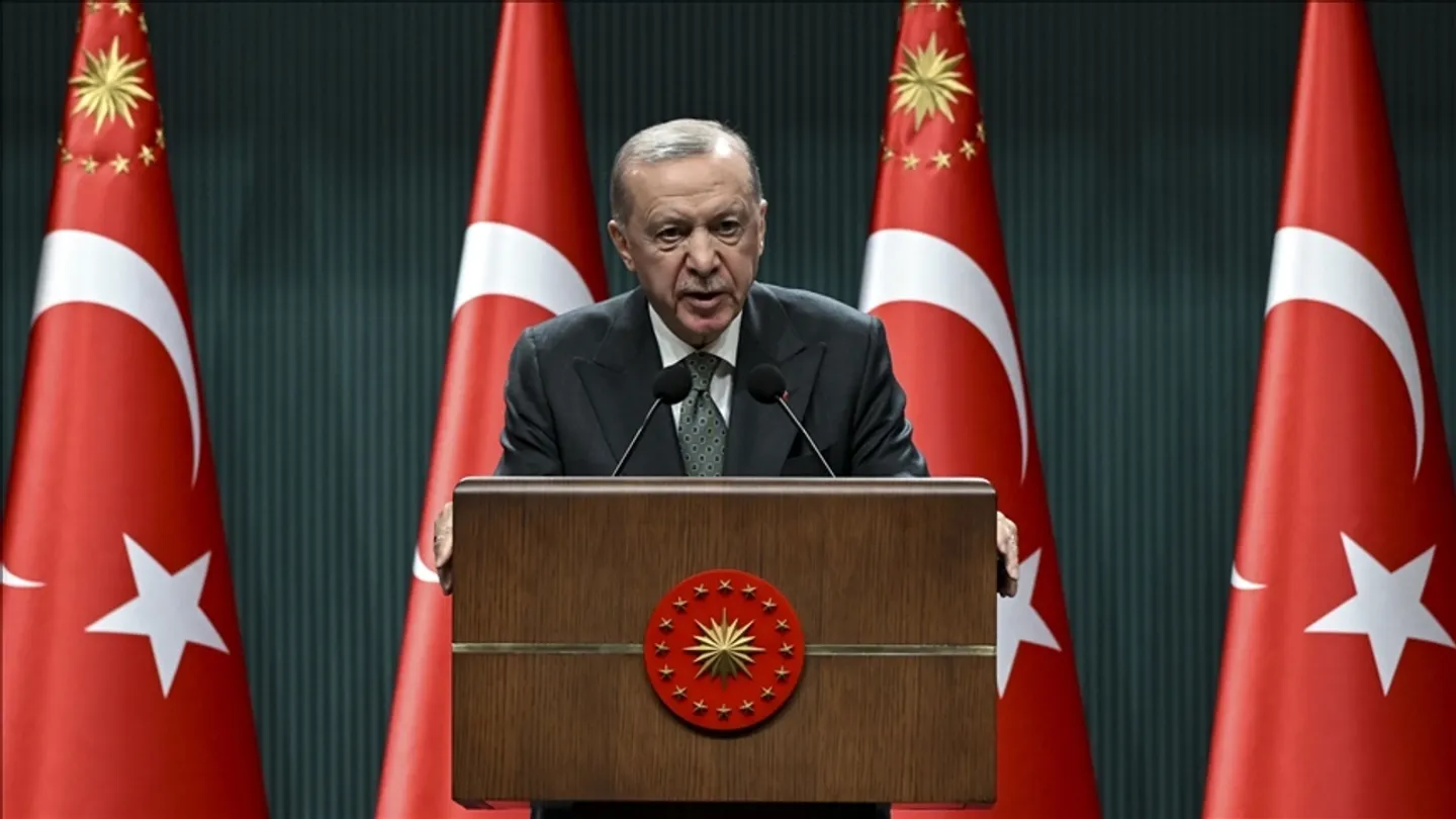 Presidenti turk uron Pashkët për të krishterët