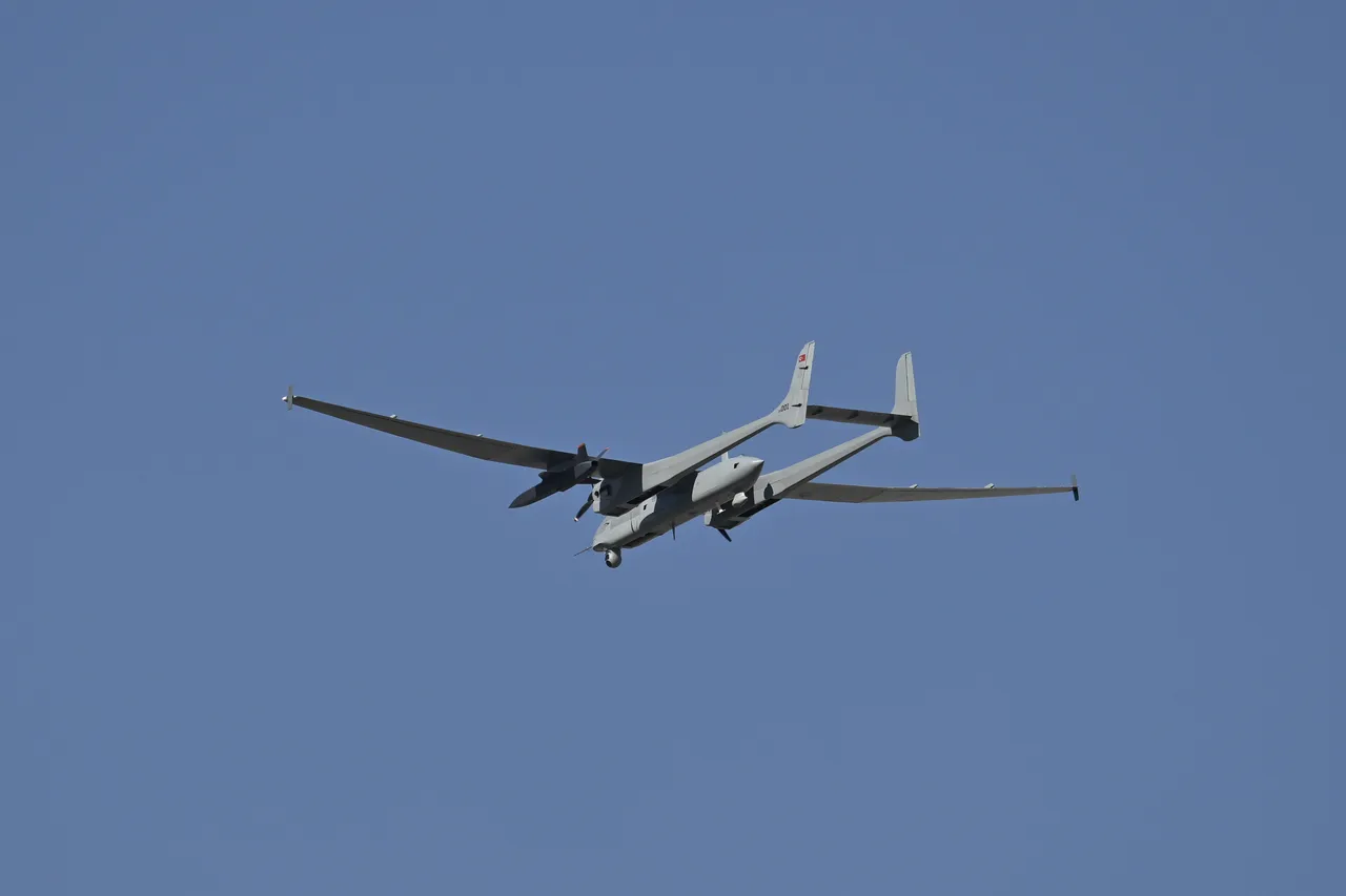 پهپاد آک‌سونگور ترکیه با موتور ملی رکورد جدیدی در ارتفاع پروازی ثبت کرد