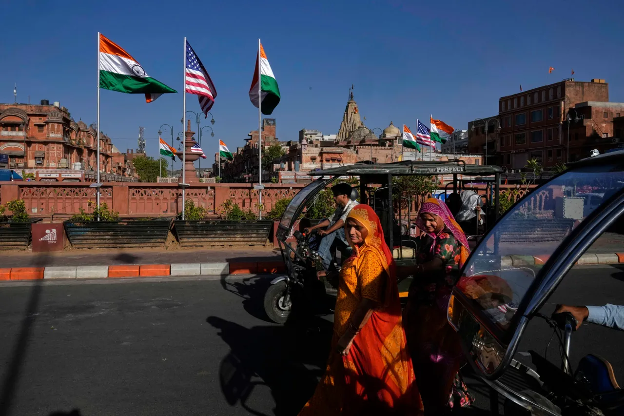 अमेरिका ने भारत को लौटाईं कीमत करीब 14 मिलियन डॉलर के 657 प्राचीन धरोहरें, कीमत करीब 14 मिलियन डॉलर