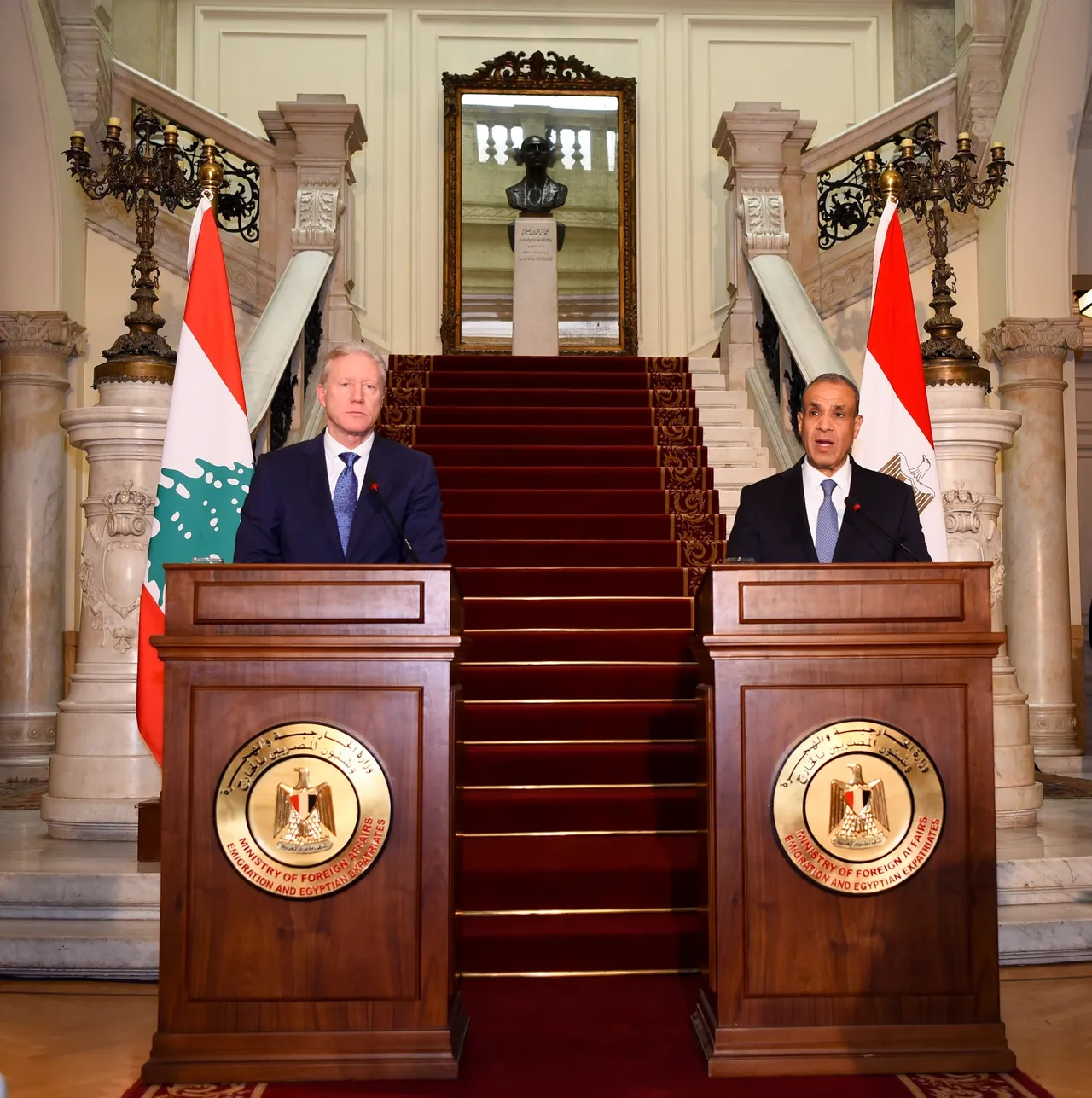 وزير الخارجية المصري: يجب على إسرائيل الانسحاب بشكل كامل من جنوب لبنان