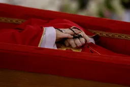 ¿Cómo será la despedida del papa Francisco? Desde el funeral hasta el cónclave en el Vaticano