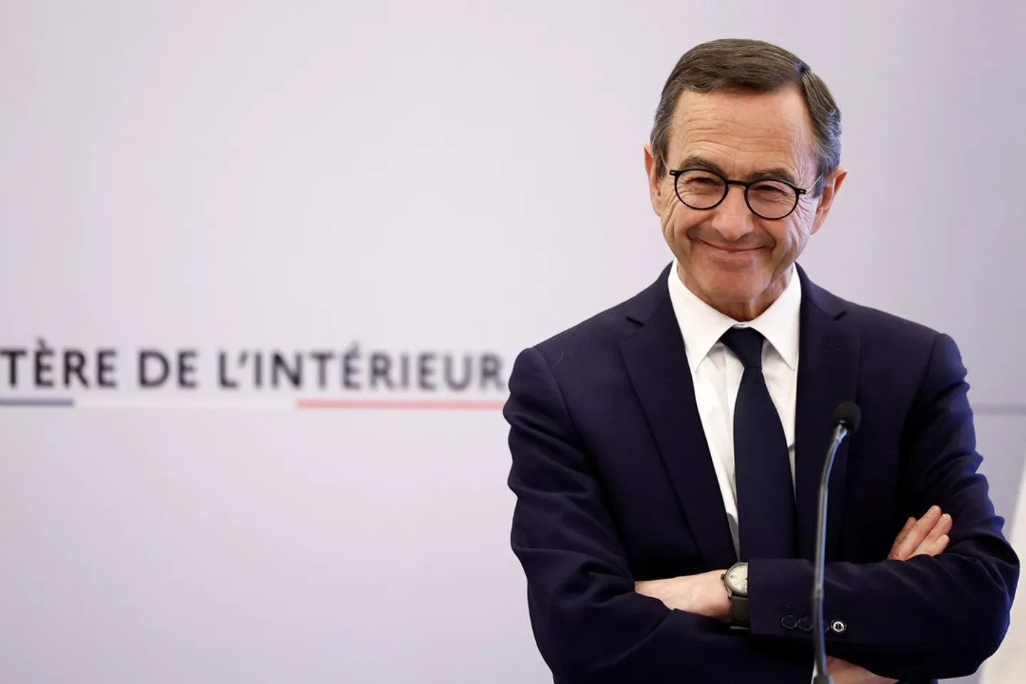 France: Bruno Retailleau, parrainé par les milliardaires d'extrême droite, révèle une enquête