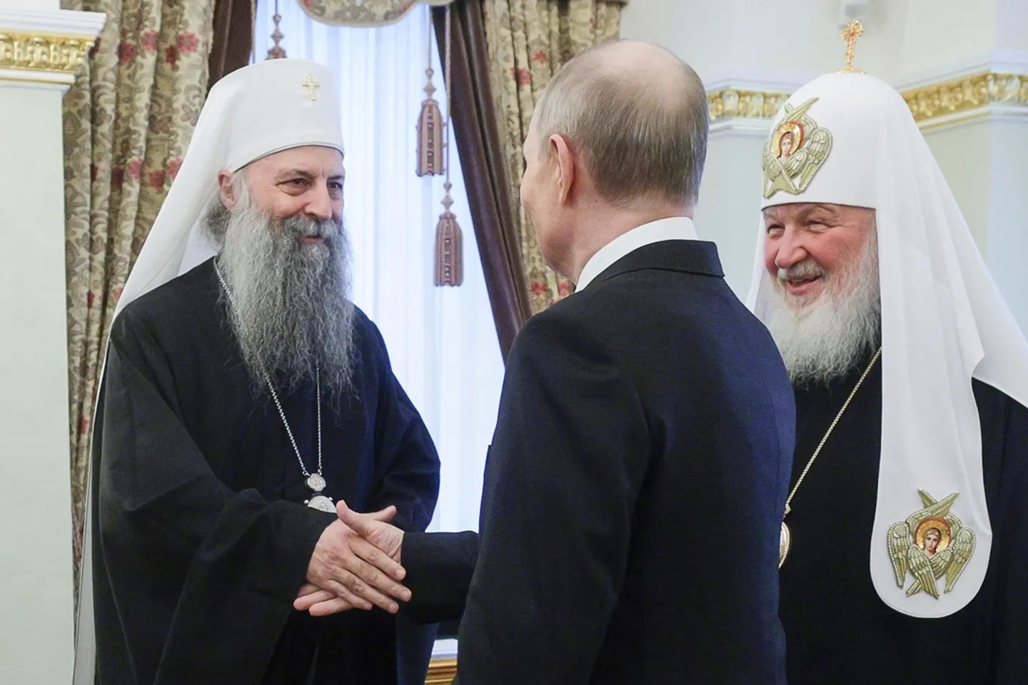 Putin se sastao sa patrijarhom Porfirijem