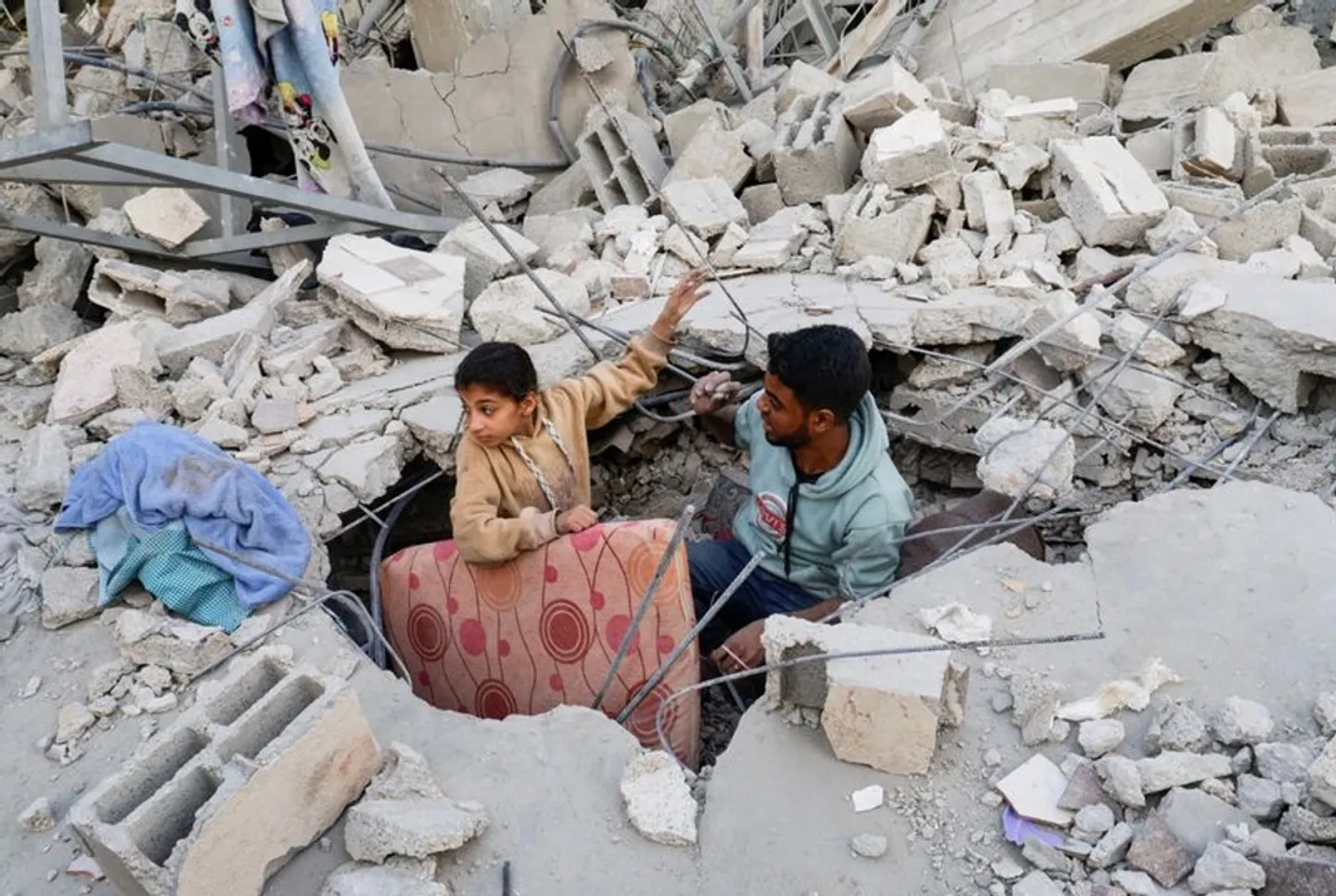Gaza: le blocage de l'aide par Israël "doit cesser", réclament Londres, Paris et Berlin