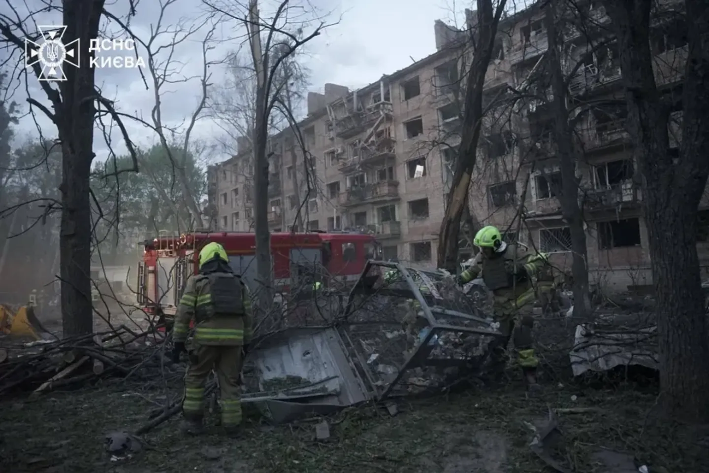 Киев, Харьков, Запорожье: ночь обстрелов и разрушений