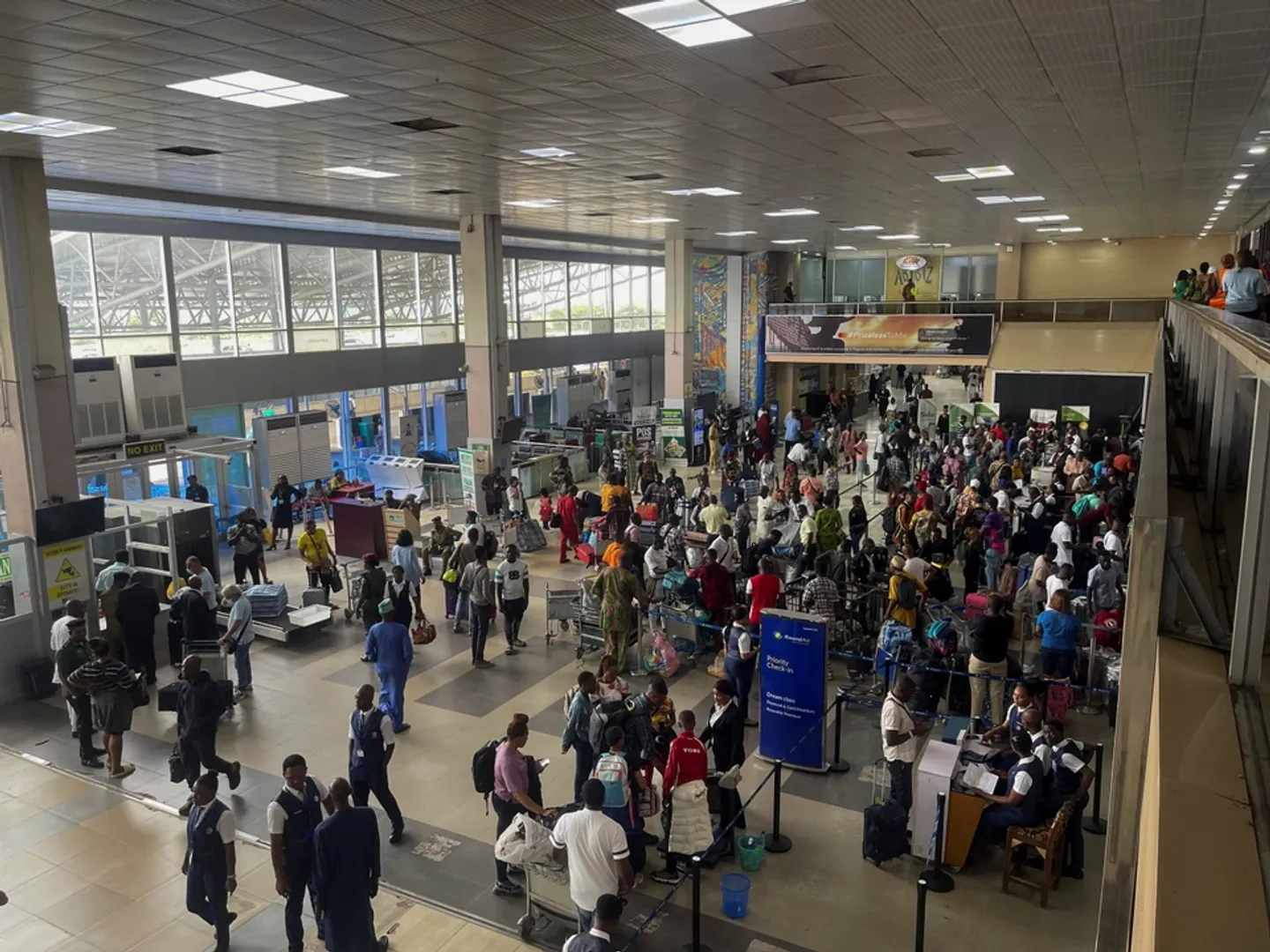 Nigeria: Streik von Meteorologen legt Flugverkehr lahm