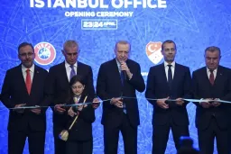 Էրդողանը ելույթ է ունենում ՈՒԵՖԱ-ի Ստամբուլի գրասենյակի բացմանը