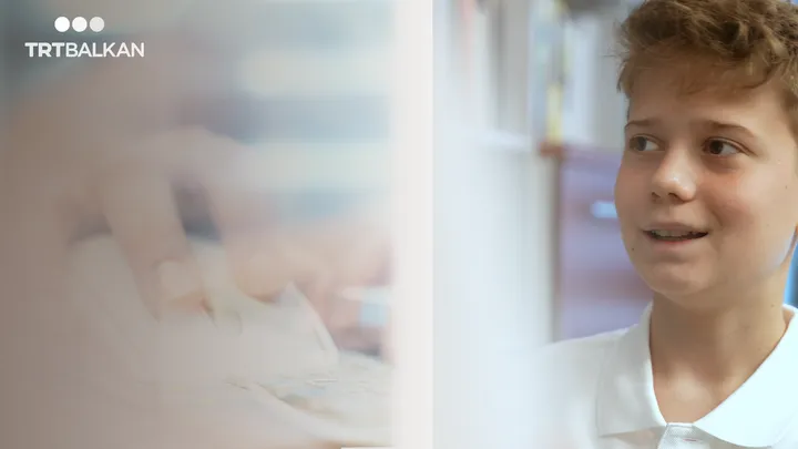 Kaon Krasniqi, 14-vjeçari nga Kosova që sfidon botën e inteligjencës artificiale