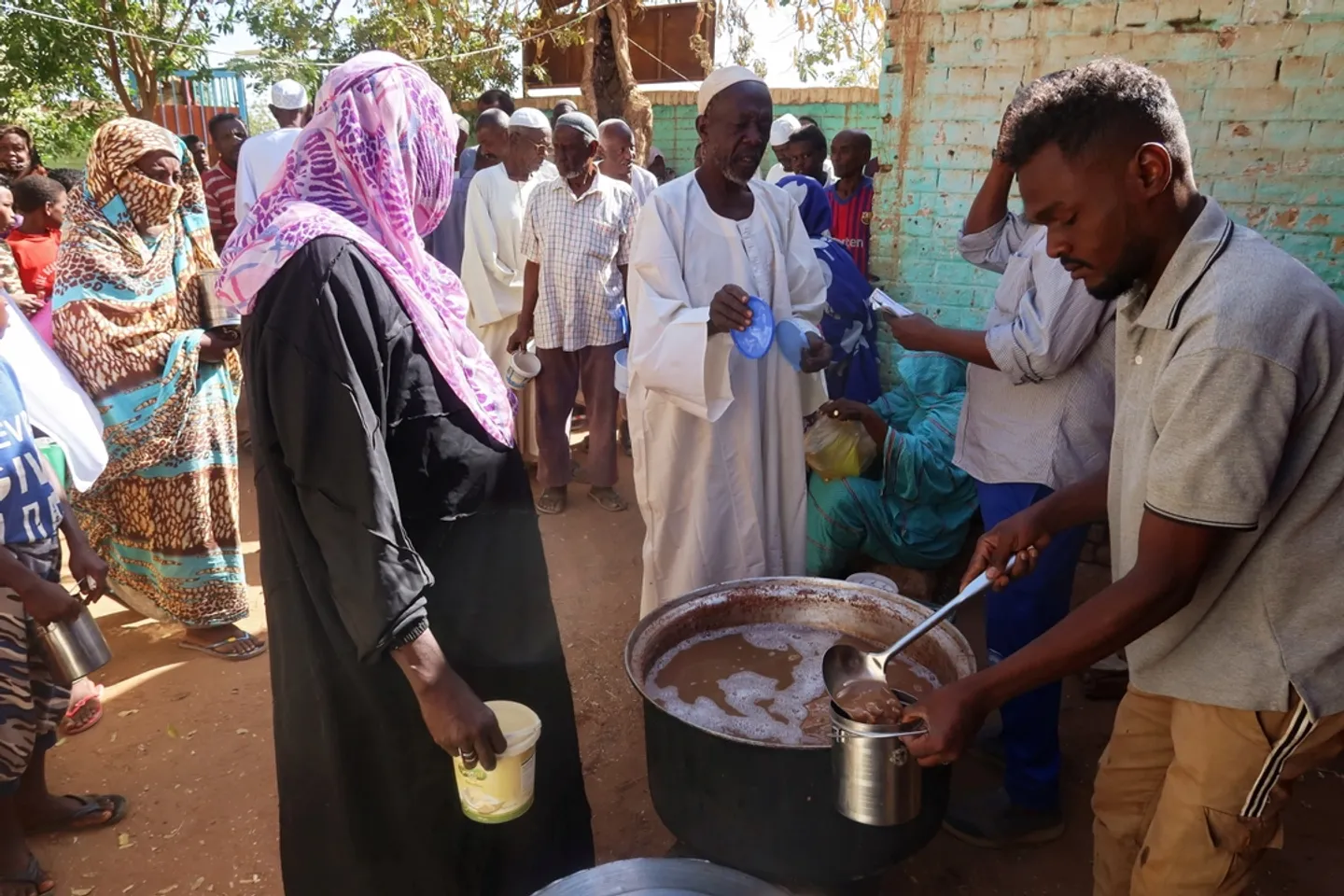 WFP to reduce food support in Sudan as funding shortages bite