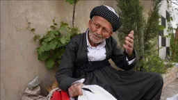 110-vjeçari nga Sulaymaniyah sfidon moshën: Ahmed Maruf Hasan siguron jetesën duke shitur në rrugë