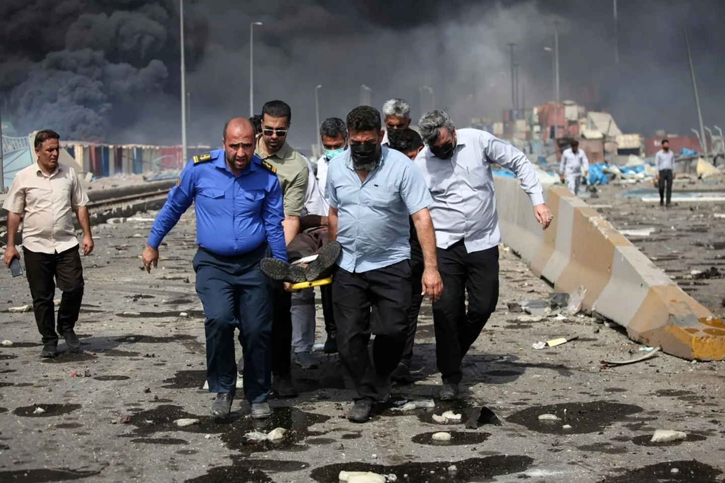 ارتفاع عدد ضحايا انفجار ميناء "رجائي" الإيراني إلى 8 قتلى و760 مصاباً