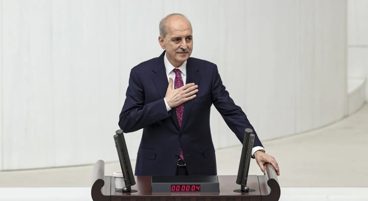 رئيس البرلمان التركي يشارك في جنازة البابا فرنسيس في الفاتيكان