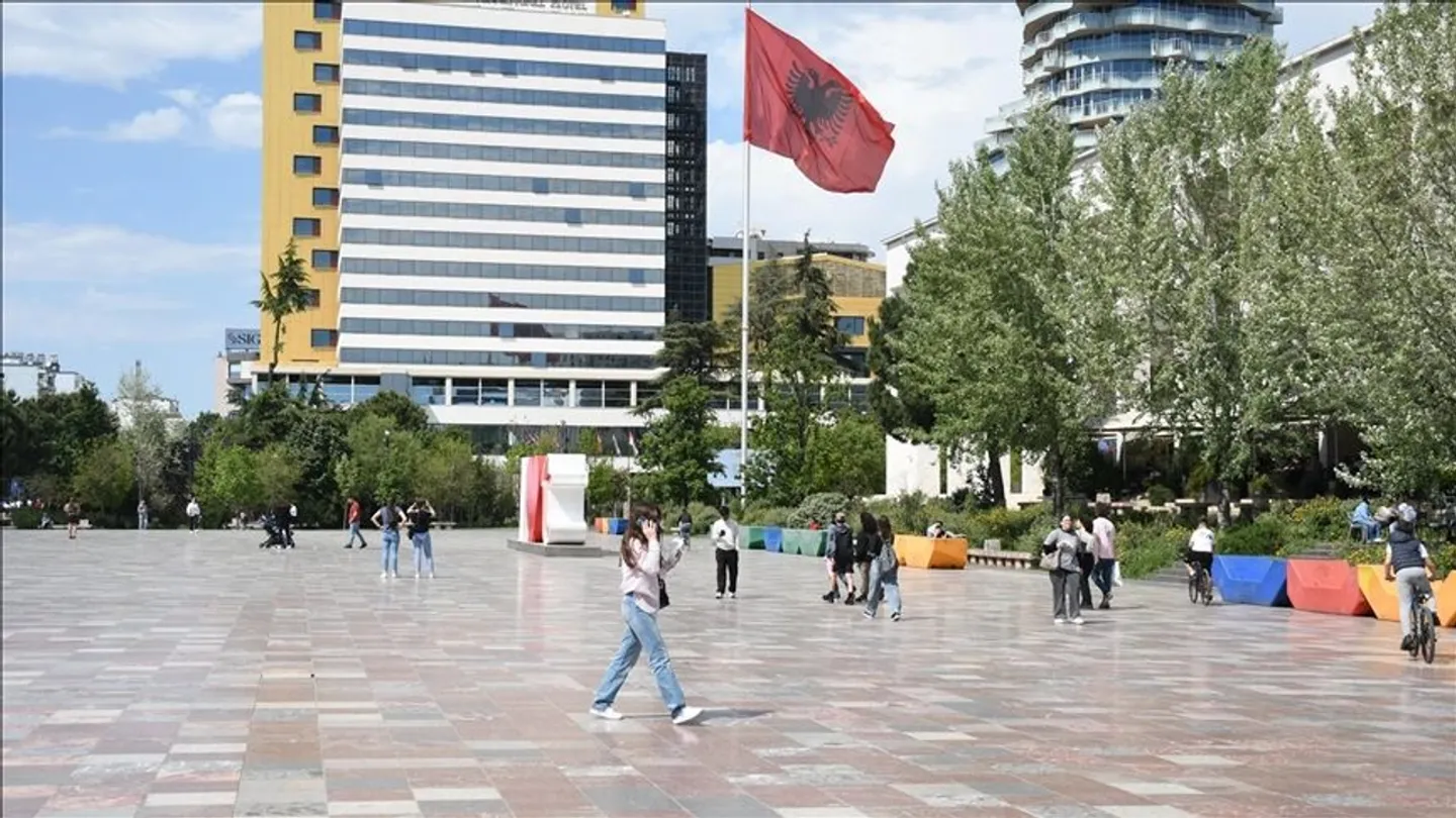 Qytetarët në Shqipëri do të votojnë në zgjedhjet parlamentare më 11 maj