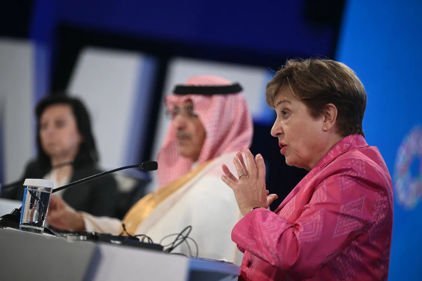 لتسريع التعافي.. السعودية وقطر تسددان متأخرات سوريا للبنك الدولي بقيمة 15 مليون دولار