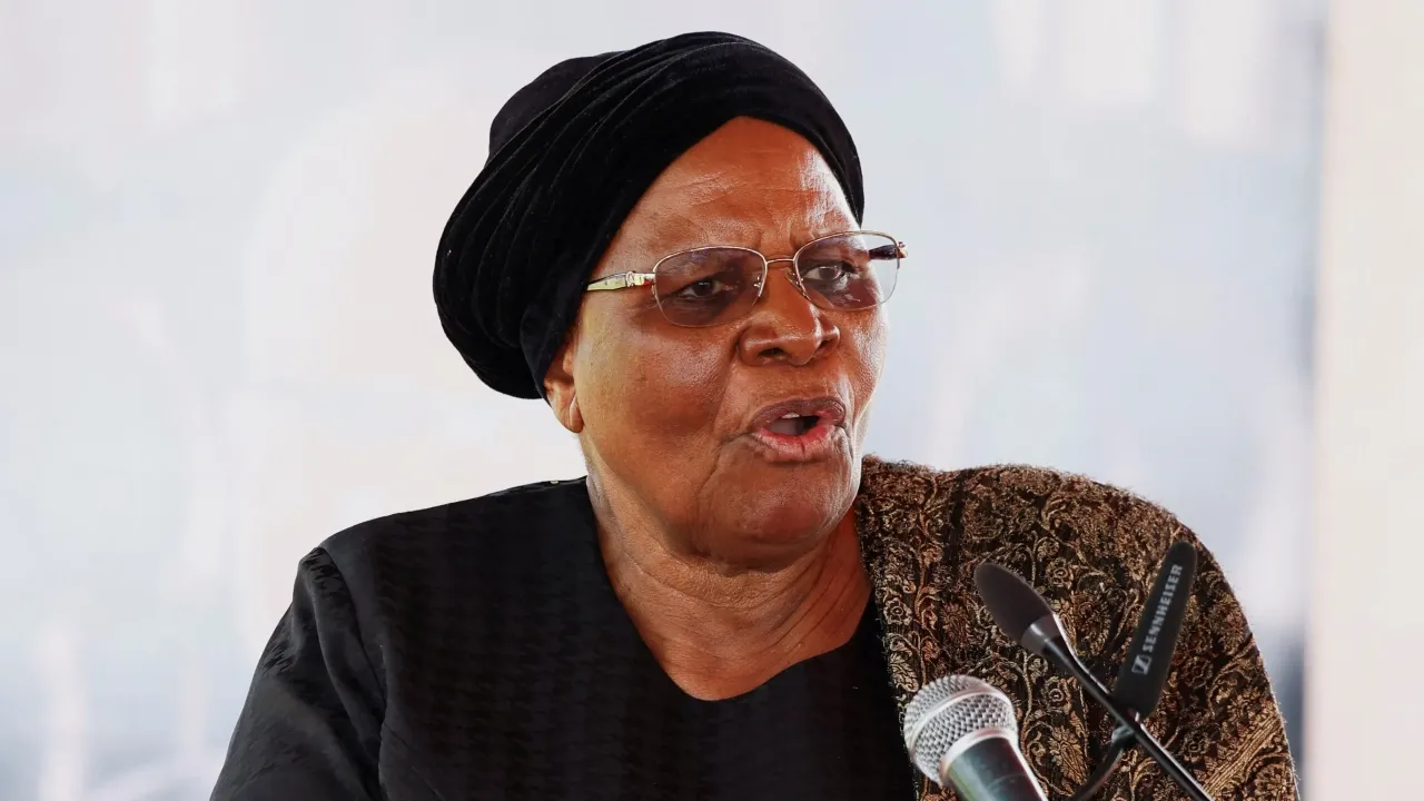 Namibia president sacks agriculture minister