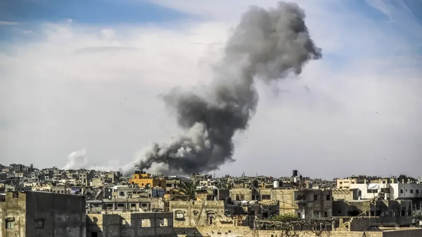 أكثر من 50 شهيداً في يوم جراء تواصل العدوان.. والأونروا تعلن نفاد إمدادات الطحين في غزة