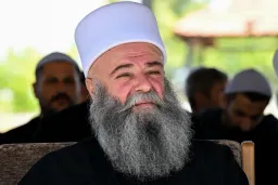 عقب اشتباكات في دمشق.. قياديان من الدروز يدعوان إلى الوحدة الوطنية ونبذ الفتنة