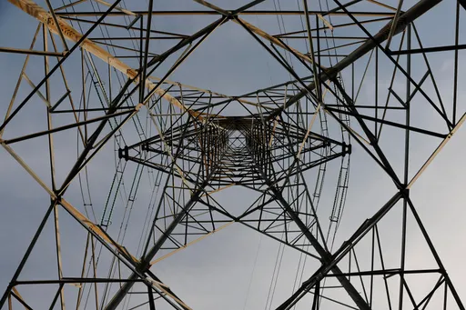 ¿Qué sabemos del apagón masivo en España y Portugal? Vuelve la luz entre incógnitas sobre la causa