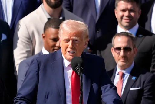 Os primeiros 100 dias de Trump - rápidos, frenéticos e vacilantes