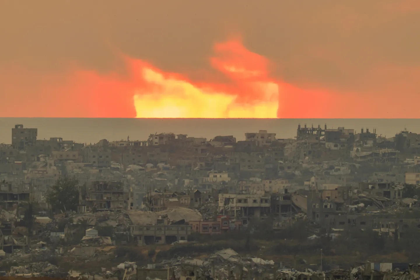 Egypt's intelligence chief meets Israeli negotiators on Gaza ceasefire