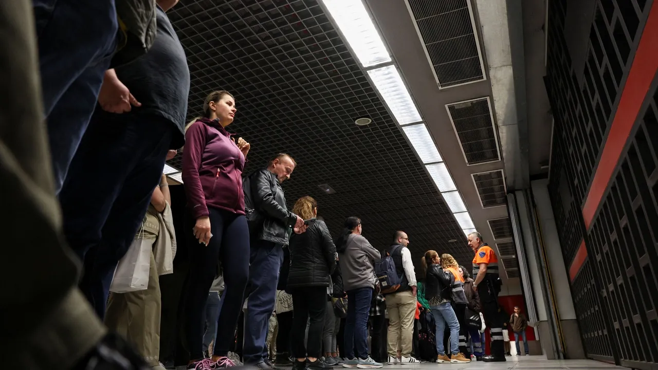 Fornecimento de energia elétrica volta ao normal em Espanha e Portugal