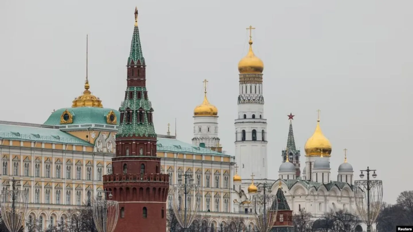 Moscou: convocation du numéro deux de l’ambassade de France après la détention d’une diplomate russe