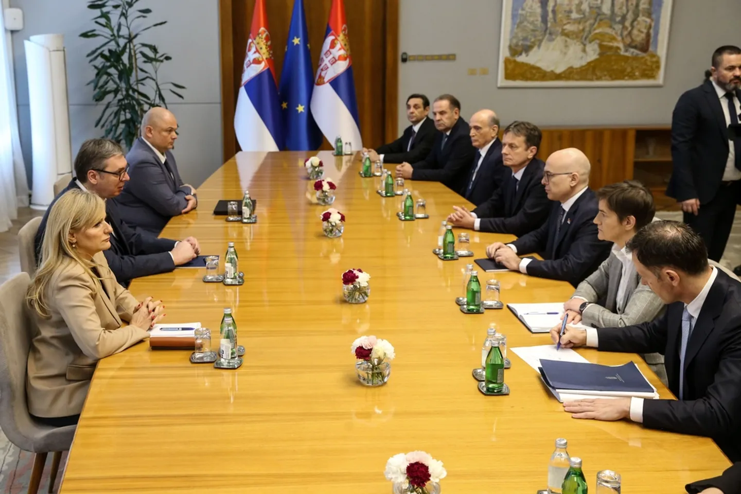 Srbija: Predstavnici vladajuće koalicije najavili novu vladu do 18. aprila