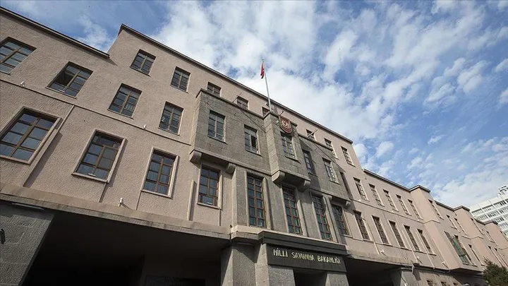 Türkiye follows Pakistan-India tensions with ‘great concern’ — Turkish defence ministry